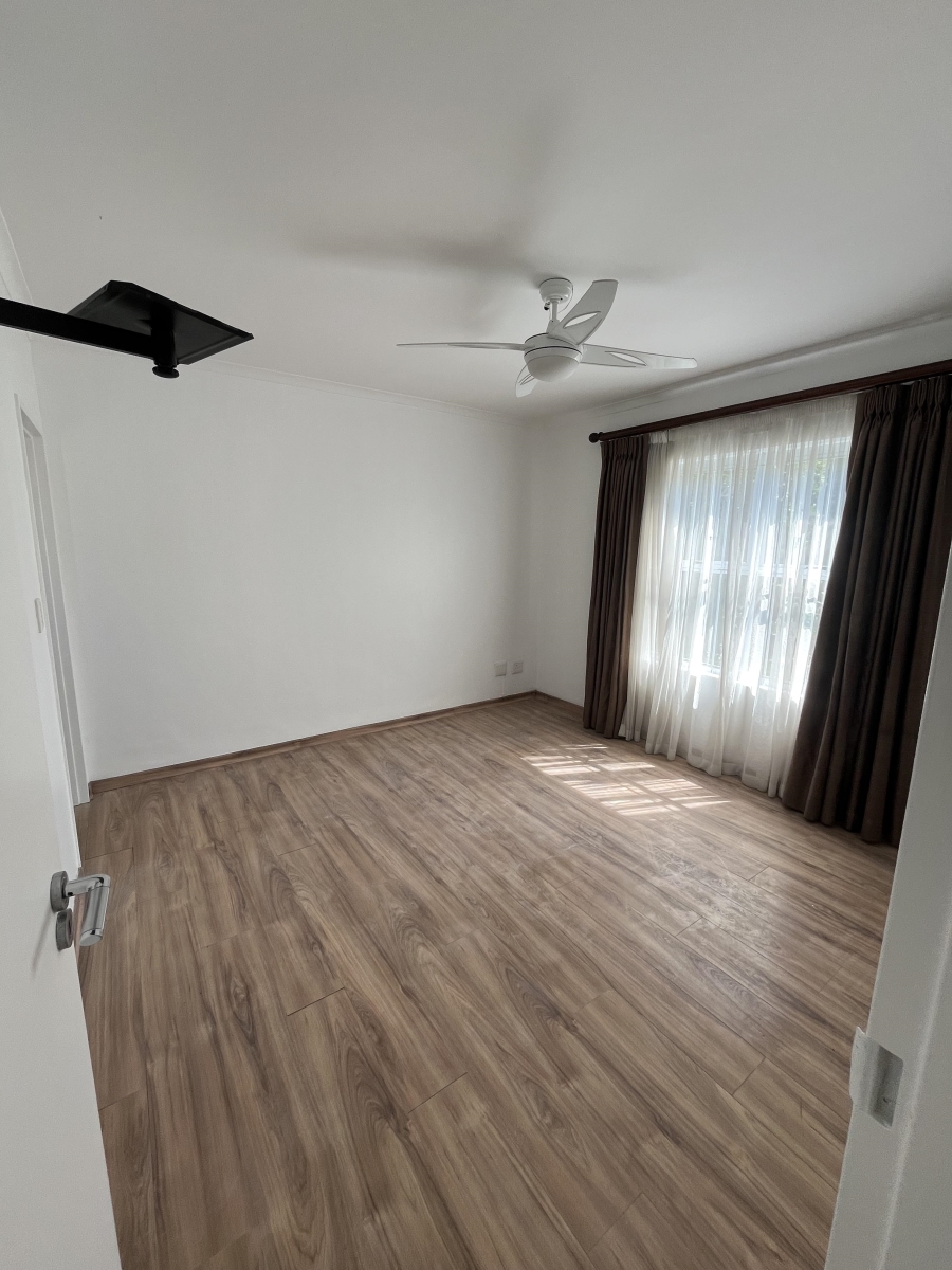 4 Bedroom Property for Sale in Sunningdale Western Cape